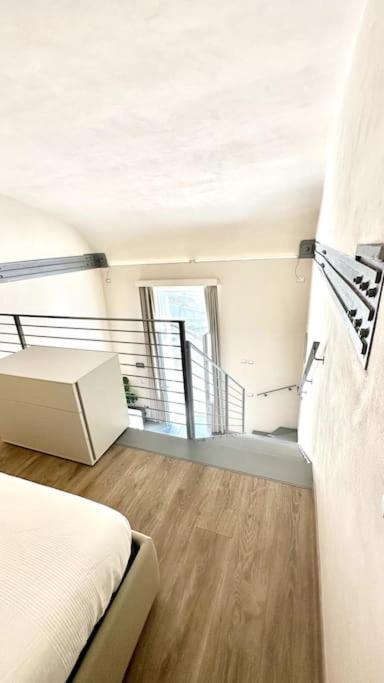 Duomo Modern Loft 100Mt From Duomo And Lake Como Bagian luar foto