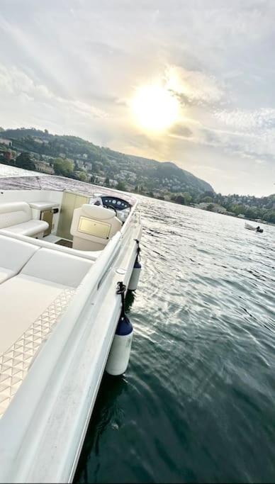 Duomo Modern Loft 100Mt From Duomo And Lake Como Bagian luar foto